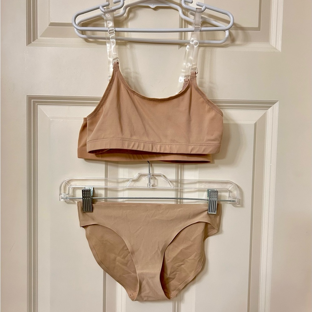 Capezio Girls Nude Bralette Clear Adjustable Straps Nude Briefs Child Medium